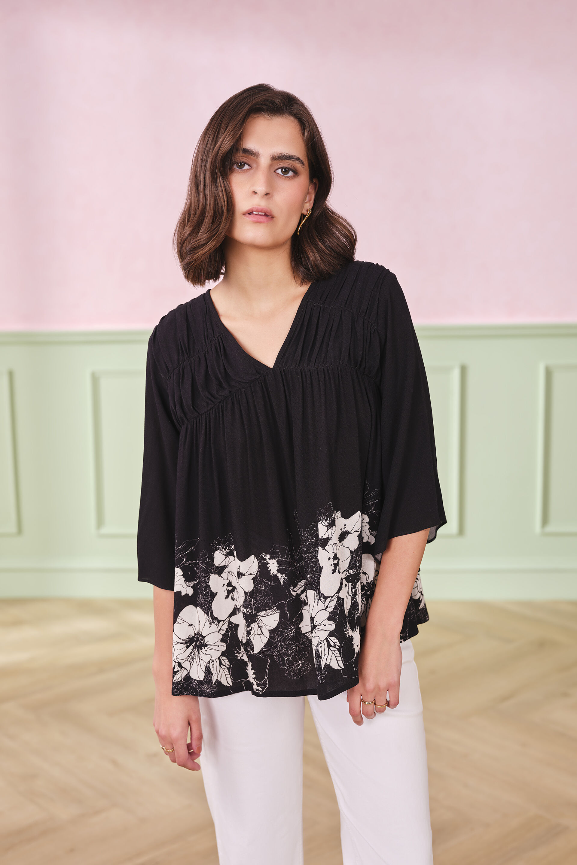 Pearly Blooms Viscose Top, Black, image 1